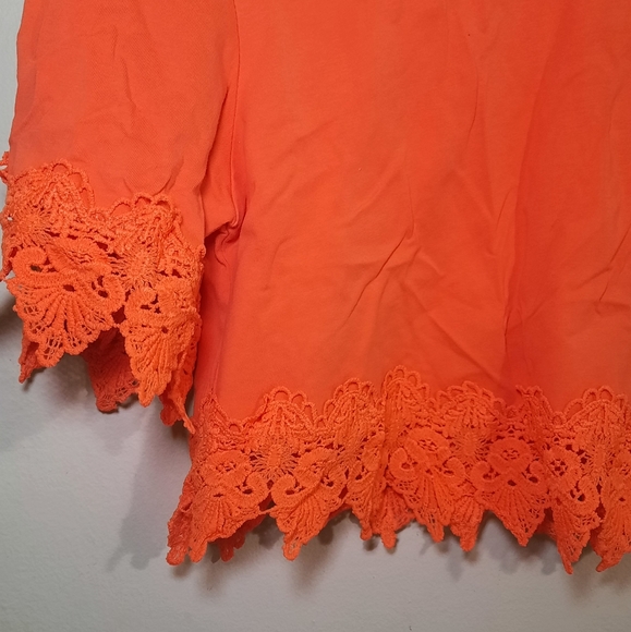SHEIN: Orange Cropped Top with Crochet Details - Picture 2 of 5
